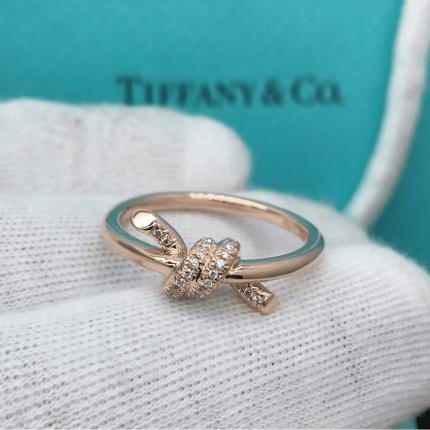 Tiffany Knotring