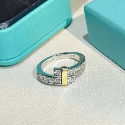 Tiffany Edge wide wrap ring