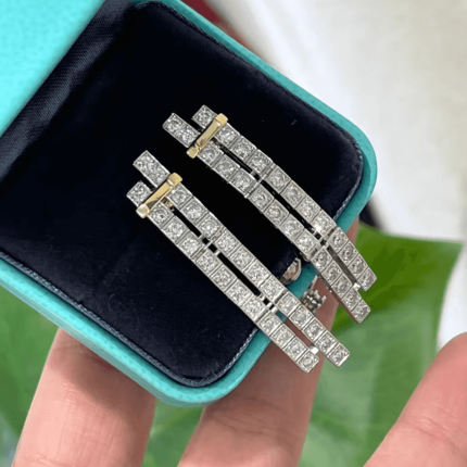 Tiffany Edge earring